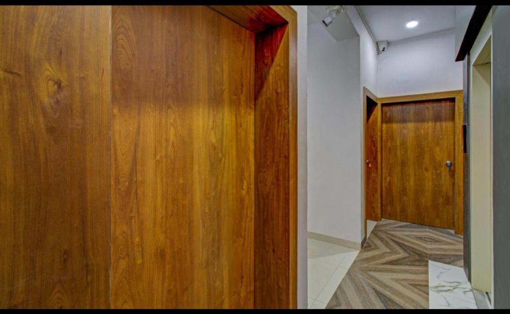 Eon It Park Corporate Hotel Пюн Екстериор снимка